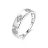 Anel de prata 925 pura com moissanita lisa, anel simples e elegante com pedra incrustada, joia de prata de nicho para mulheres, em estoque na fábrica