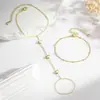 Cadena de Dedo Cruzada Dorada Transfronteriza de AliExpress, Pulsera Moderna, Suave, Elegante, Estilo Minimalista Moderno, Chapada en Cobre