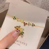 Luz de Arcoíris Ilusoria~Pulsera de Flor de Circonita Colorida, Sensación de Lujo Ligero de Gama Alta, Joyería de Moda Exquisita Retro Francesa