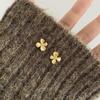 Brincos de Flor de Gardênia Suave para Mulheres, Simples e Versáteis, Brincos da Moda Novos Tendenciosos, Acessórios de Orelha com Design de Nicho