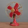 Modelos de Objetos Antigos Nostálgicos Retrô: TV Preto e Branco, Toca-Discos, Telefone, Celular Vintage, Adereços para Fotos, Decorações