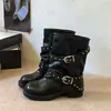 Botas western de tornozelo com design original 2026 para mulheres, pretas, estilo novo, de cano médio, com sola grossa, que aumentam a altura, botas de tubo para mulheres