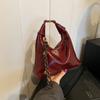Bolso Retro Tipo Dumpling para Mujer Otoño e Invierno 2026 Nuevo Casual Versátil Cruzado Bolso de Mano Pequeño de Alta Gama Moderno