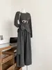 Conjunto de duas peças com top de tricô irregular e calça pantalona, design estilo coreano, novo conjunto casual elegante para outono e inverno para mulheres