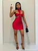 Vestido Rojo Sexy de Celebridad de Internet con Escote en V, Pecho y Espalda al Descubierto, Cuello Halter de Atar, Vestido Bodycon Ajustado