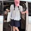 Conjunto de Blusa Estilo Boneca com Mangas Bufantes para Meninas Verão 2026 Novo Estilo Coreano Tendência Conjunto de Duas Peças com Shorts para Meninas Mais Velhas