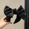 Nueva diadema de ala ancha 2026 para mujer, diseñada para levantar la línea del cabello y mantener el cabello en su lugar mientras te lavas la cara, con un estilo retro adecuado para otoño e invierno, y ofreciendo un aspecto sofisticado