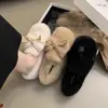 Zapatos de felpa blanca tipo slip-on con pelo de hada para mujer, nuevo para otoño e invierno 2026, calzado de exterior, mocasines de felpa para maternidad