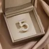 Broche Digital de Design de Nicho Mais Vendido na Europa e América, High-End, Luxo Leve, Versátil, Adequado para Ternos e Camisas, Acessório Decorativo