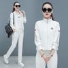 22 roupa esportiva feminina primavera e outono terno de três peças moda estilo ocidental para mães de meia-idade usar corrida solto emagrecedor suéter casual