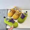 Zapatos de Entrenamiento Moral para Niños 2025 Nuevos Zapatos de Primavera y Verano para Niñas, Zapatos Casuales Retro para Niños Medianos y Grandes, Zapatos Deportivos Transpirables para Niños