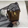 Bolso de Moda para Mujer 2026 Nuevo Otoño e Invierno Tendencia Retro Cubo Escarchado Diseño de Nicho Bolso Cruzado para Hombro