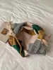 Bolsa de crochê divertida e colorida com tema de peixe inspirada na dopamina, nova bolsa de ombro estilo étnico de grande capacidade com trama vazada e tema de floresta