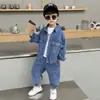 Conjunto de Mezclilla para Niños 2026 Otoño Nuevo Estilo Niños Moderno Fresco Color Sólido Ropa de Mezclilla Niños Medianos y Grandes Conjunto de Dos Piezas Moderno