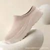Novos Sapatos Casuais Respiráveis para Atacado Transfronteiriço com Solas Grossas Antiderrapantes Macias, Meia-Sapato Slip-On Fechado no Dedo Estilo Meia para Homens e Mulheres