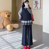 Conjunto de tres piezas para maternidad de talla grande, ajuste relajado: top de manga larga, chaleco y pantalón de pierna ancha - un conjunto versátil para otoño de 2026, diseñado para ser holgado y favorecedor