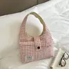 Bolso grande de mujer transfronterizo, nuevo estilo verano 2026, versátil y moderno, de un solo hombro, moderno, para la ciudad, retro, casual, tipo tote