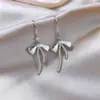 Brincos de Gancho de Verão com Zircônia e Esmalte em Formato de Laço, Brincos de Luxo Leve de Alta Qualidade, Brincos Versáteis Simples e Modernos para Festa