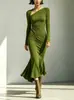 Tienda independiente de Amazon transfronteriza 2026 nueva moda para mujer estilo europeo y americano elegante vestido maxi largo de manga larga con cintura ceñida plisada