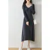 Outono e inverno U-Neck Mid-length 100% Pure Wool vestido Slim-fit A- em forma de camisola de malha vestido de joelho base saia
