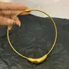 Aço Titânio Totalmente Europeu e Americano Estilo Metálico de Alta Qualidade Design de Tubo Curvo Colar Gargantilha Moda Acessórios Versáteis