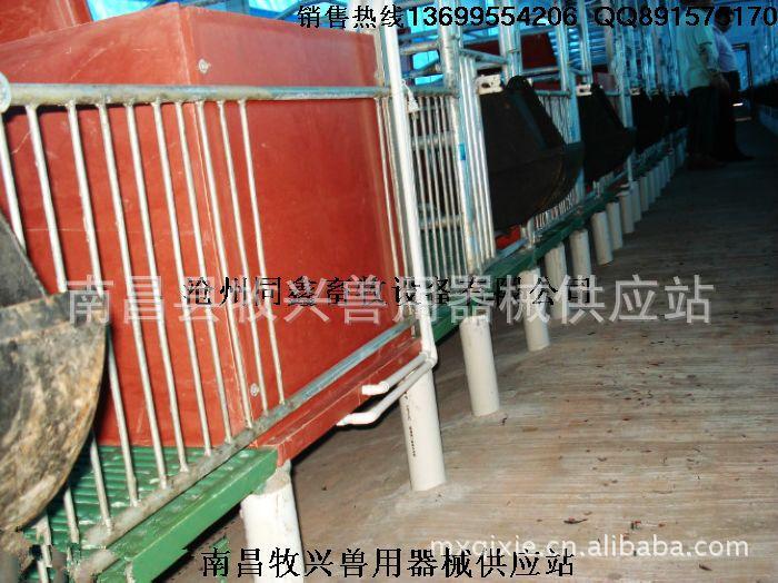 复合材料漏粪板
