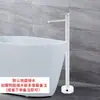 Grifo de bañera de columna para lavabo de pie todo de cobre negro, ducha independiente, grifo de agua fría y caliente de barril de madera montado en el lateral