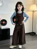Conjunto de tres piezas en capas para niña, nueva colección otoño 2026: chaleco, prenda base y pantalones de pierna ancha, estilo coreano, de moda para chicas mayores