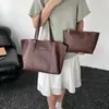 Bolso tote retro, minimalista y elegante para ir al trabajo, nueva colección otoño/invierno 2026, moderno diseño color-block, gran capacidad, bolso de hombro y bolso de mano