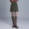 Falda corta de tweed para mujer en otoño e invierno, petite y estilizada, elegante y que realza la figura, falda versátil de mezcla de lana de cintura alta