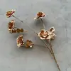Folhas de Ginkgo Douradas Folhas de Eucalipto Douradas Frutos de Azevinho Artificiais Frutas Vermelhas Planta do Dinheiro Flores Artificiais Atacado