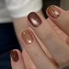 Unhas Portáteis Outono e Inverno Curtas Quentes Marrom Retro Glitter Fino Adesivos de Unha Fototerapia Clareamento Sexy Adesivos de Unha Divididos em 30 Peças