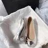 Zapatos Mary Jane de Cuero con Tacones Gruesos, Tacones Altos para Mujer, Zapatos de Boda de Princesa, Estilo Francés 2026, Suaves y Elegantes, Adecuados para Combinar con Vestidos, Zapatos de Salón Plateados