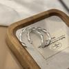 Pendientes de Aro Dorados de Diseño Nicho Otoño e Invierno Pendientes Elegantes Tendencia Celebridad de Internet Pendientes Elegantes Simples