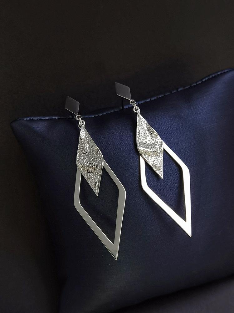 ED600868菱形耳钉