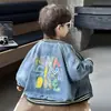 Chaqueta para Niños Ropa de Otoño 2026 Nuevo Estilo Infantil Moderna Fresca Mezclilla Chaqueta de Béisbol Pequeño Elegante Primavera Otoño Chaqueta Guapa Moderna