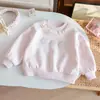 Moletom estiloso com acabamento em renda para bebês meninas, nova coleção de outono, estampa floral doce, top estilo princesa