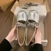Sapatos de Salto Interno Baixo e Boca Rasa, Confortáveis e Não Cansativos para os Pés, Novo Modelo Primavera/Verão 2026, Sapatos Mary Jane Prata para Mulheres Baixas