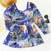 Novo maiô de manga comprida com proteção solar para mulheres, um modelo elegante e modelador estilo vestido de peça única que cobre a barriga, disponível em tamanhos grandes, perfeito para águas termais, natação e um look de resort.