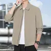 Nueva colección de primavera y otoño de chaquetas para hombre con cuello mao, diseñadas para hombres de mediana edad y mayores, en un estilo business casual, y disponibles en una versión ligera.