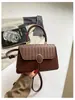 Outono 2026 Nova Tendência Estética Simples Personalidade Versátil Patchwork Moda Transversal Ombro Portátil Pequena Quadrada Bolsa Feminina