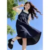 Conjunto de verano para niña: Conjunto de dos piezas de vestido de tirantes de mezclilla y camiseta de manga corta, falda larga estilo universitario para niñas mayores