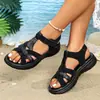 Sandálias Femininas de Verão Novas em Estoque para Compras Transfronteiriças, Sapatos Femininos Confortáveis de Solado Macio com Bico Peixe, Sandálias para Mães de Meia-Idade e Idosas