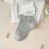 Meias de Algodão Curtas Estilo Coreano Ins Desenho Animado Bordado com Borda de Bolhas Pequenas Urso, Meias sem Costura para Tornozelo, Novidade Primavera e Verão