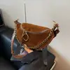 Bolso de un solo hombro con textura retro, Nuevo bolso cruzado casual de Invierno 2025, Bolso tipo dumpling casual simple y elegante para el día a día