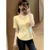Top Chanel Inspirado em Estilo Francês com Pedraria Pesada de Manga Curta para Mulheres, Tamanho Plus para o Verão, Camiseta Elegante e Versátil Emagrecedora