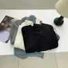 Colección de otoño e invierno: Camiseta de manga larga de algodón con textura de mousse, elástica y adelgazante, con cuello mao, estilo coreano, capa base versátil para mujeres jóvenes