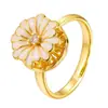 Anel Rotativo Flor de Gota de Óleo Branco para Mulheres, Popular na Europa e América, Anel Elegante Versátil de Cobre Microincrustado com Zircônia da Moda de Luxo Leve