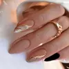 Unhas de Comprimento Médio em Formato de Amêndoa, Novas Linhas Gradientes Marrom Lago, Estilo Outono e Inverno, Efeito Iluminador, Unhas Postiças Estilo Ins Europeu e Americano