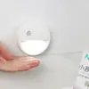 Venta al por mayor de fábrica luz sensor de cuerpo humano inteligente de carga sb luz de noche led succión magnética inducción automática luz de armario